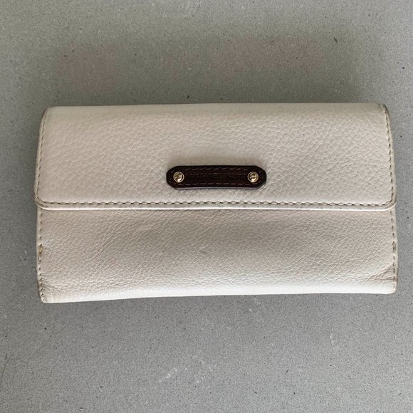 Michael Kors Large Wallet - Picture 5 of 6